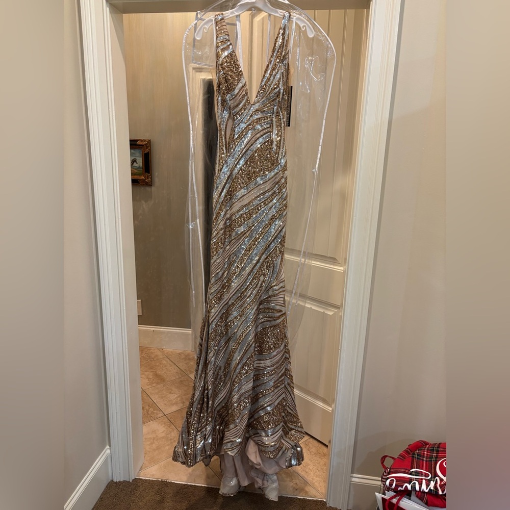 NWT Jovani prom dress!!